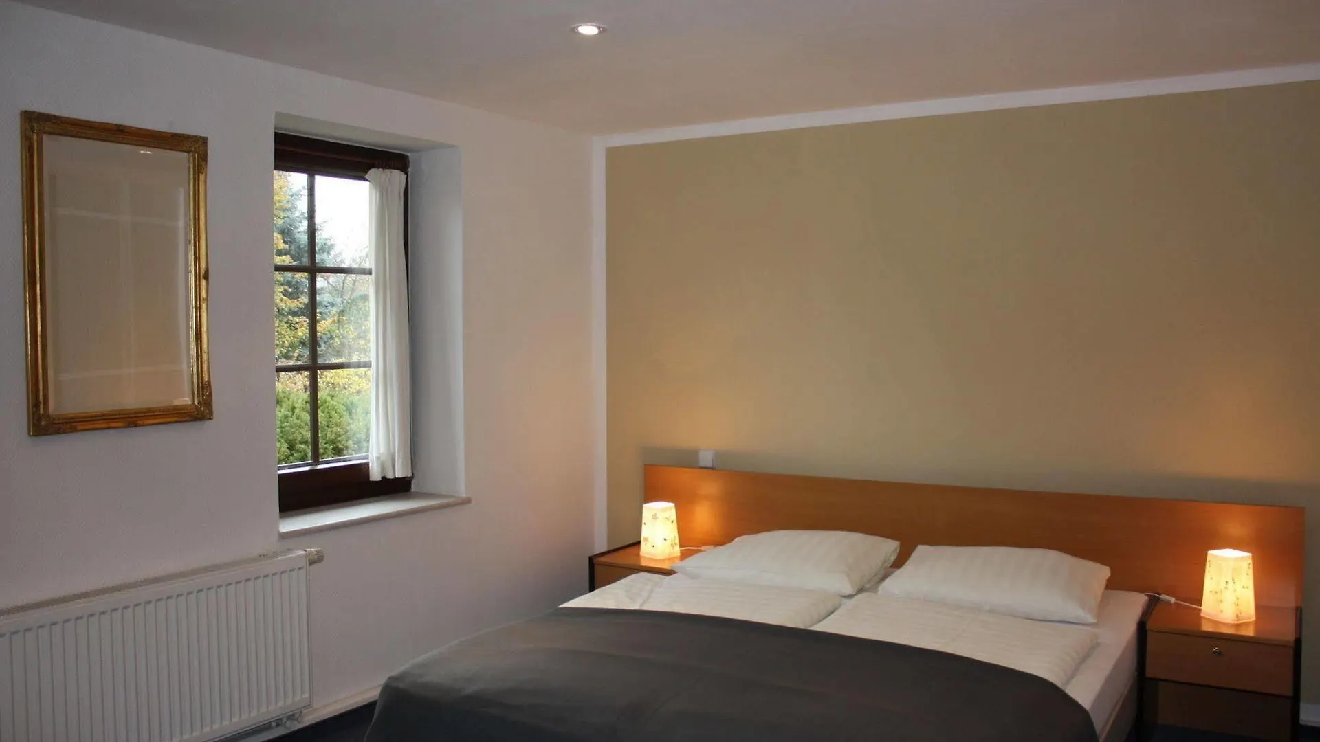 Landhotel Lindenschaenke Dresden 3*,  Germany