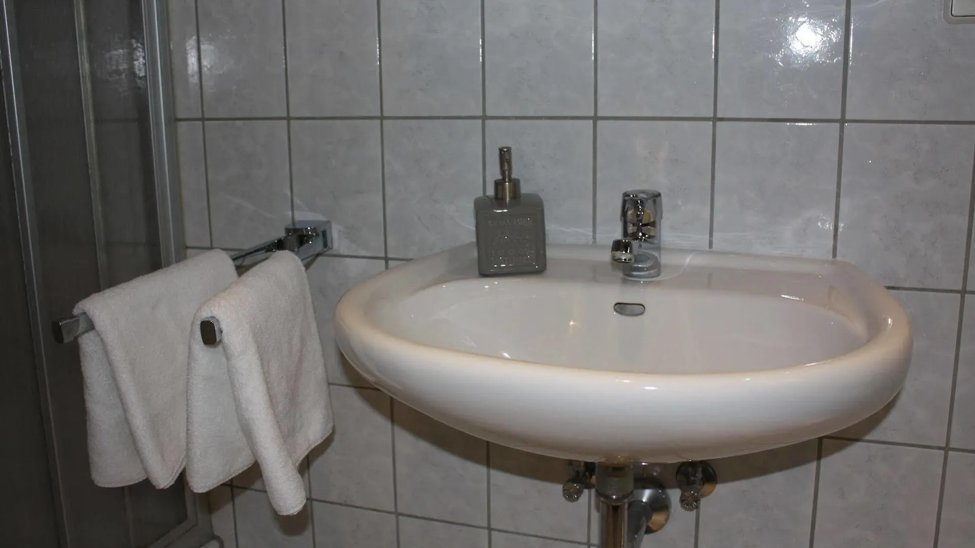 *** Guest house Landhotel Lindenschaenke Dresden Germany