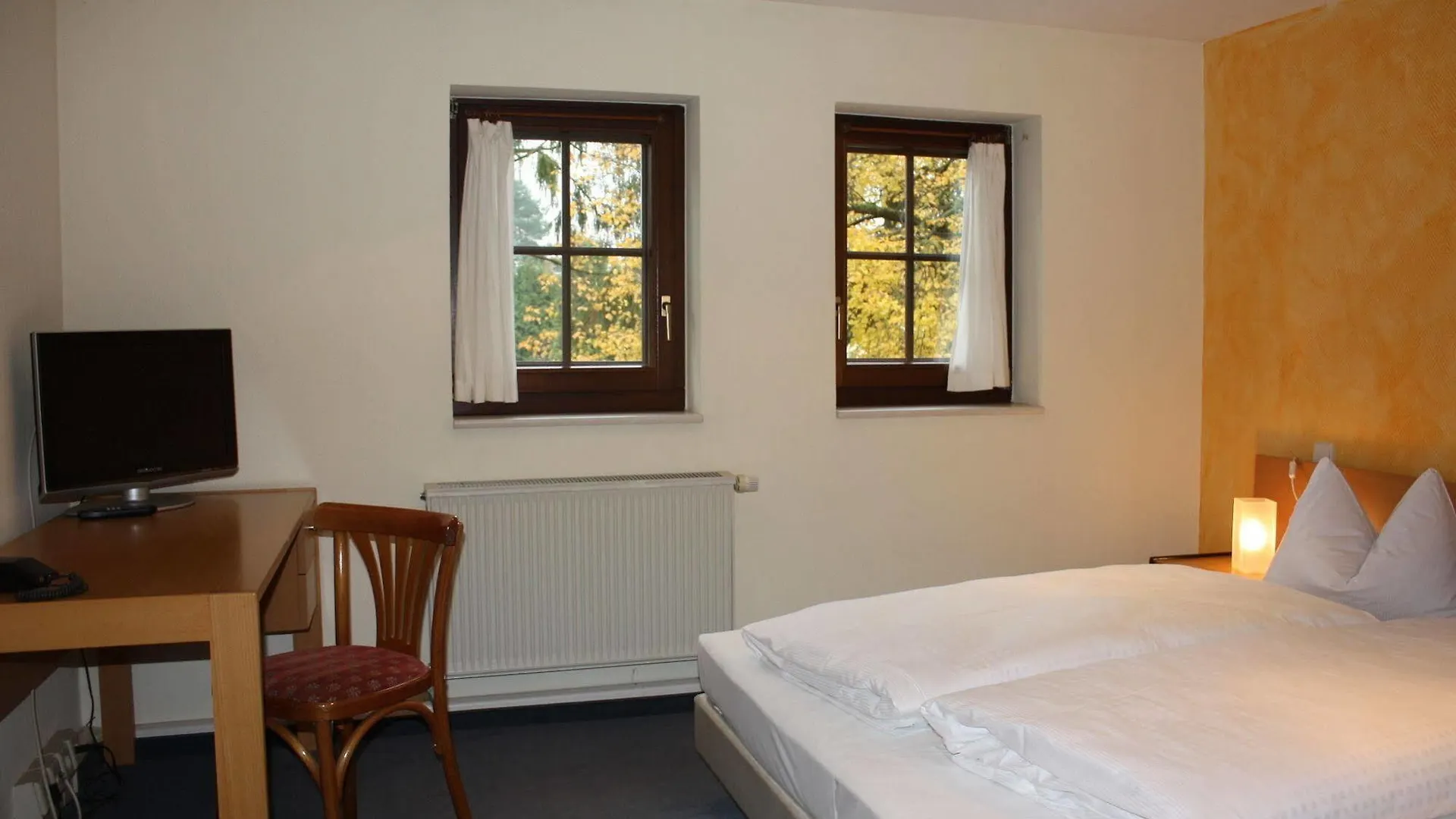 Landhotel Lindenschaenke Dresden Guest house